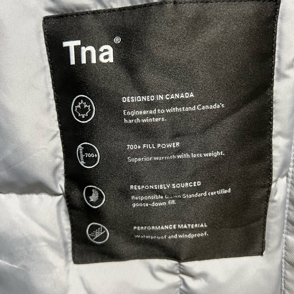 Aritzia TNA Summit Parka, Cloud Grey, XS Like-new - Picture 3 of 4